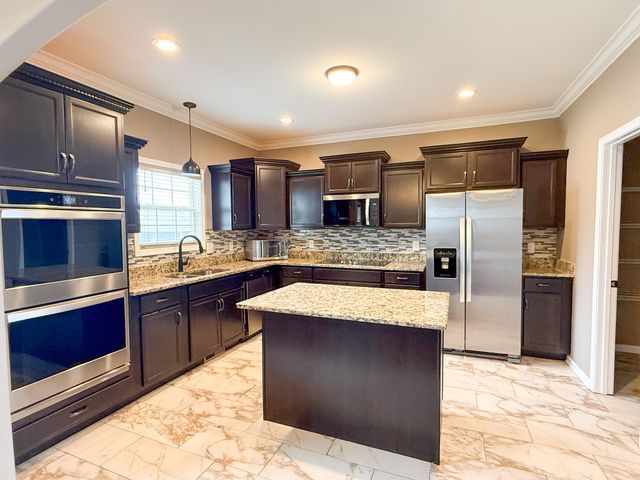 324 Winter Terrace Ln, Clarksville, TN 37040