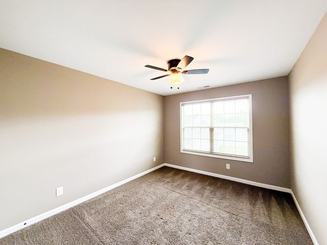 324 Winter Terrace Ln, Clarksville, TN 37040
