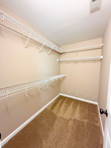 324 Winter Terrace Ln, Clarksville, TN 37040