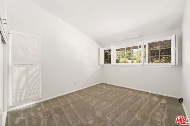 5824 Laramie Avenue, Woodland Hills (los Angeles), CA 91367
