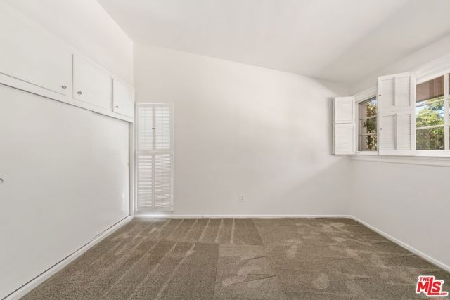 5824 Laramie Avenue, Woodland Hills (los Angeles), CA 91367