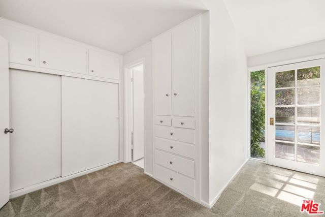 5824 Laramie Avenue, Woodland Hills (los Angeles), CA 91367