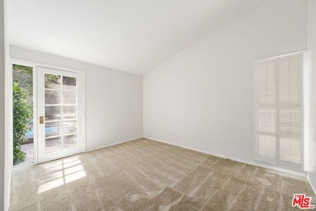 5824 Laramie Avenue, Woodland Hills (los Angeles), CA 91367