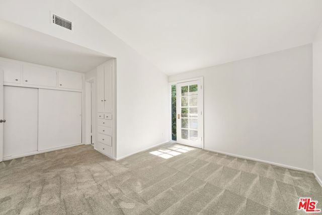 5824 Laramie Avenue, Woodland Hills (los Angeles), CA 91367