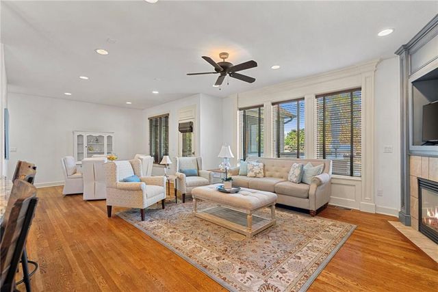 5314 W 164th Place, Overland Park, KS 66085