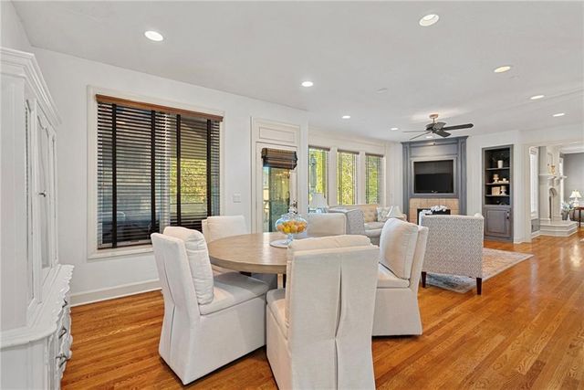 5314 W 164th Place, Overland Park, KS 66085