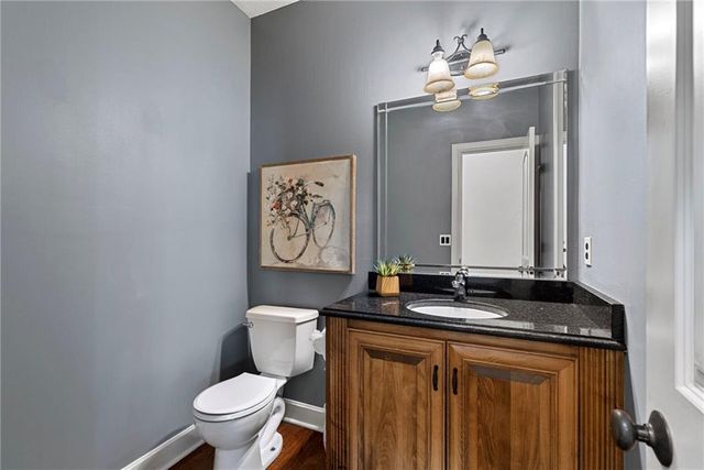 5314 W 164th Place, Overland Park, KS 66085
