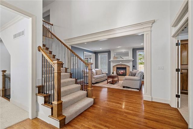 5314 W 164th Place, Overland Park, KS 66085