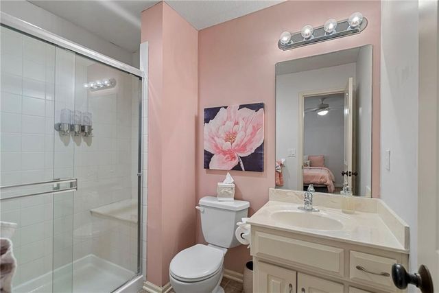 5314 W 164th Place, Overland Park, KS 66085