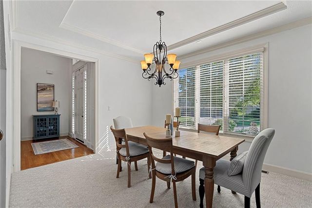 5314 W 164th Place, Overland Park, KS 66085