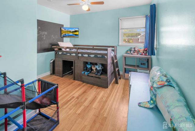 4 Carter Place, Sayreville, NJ 08859