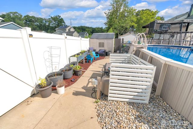 4 Carter Place, Sayreville, NJ 08859