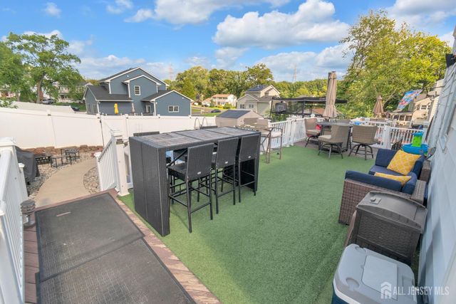 4 Carter Place, Sayreville, NJ 08859