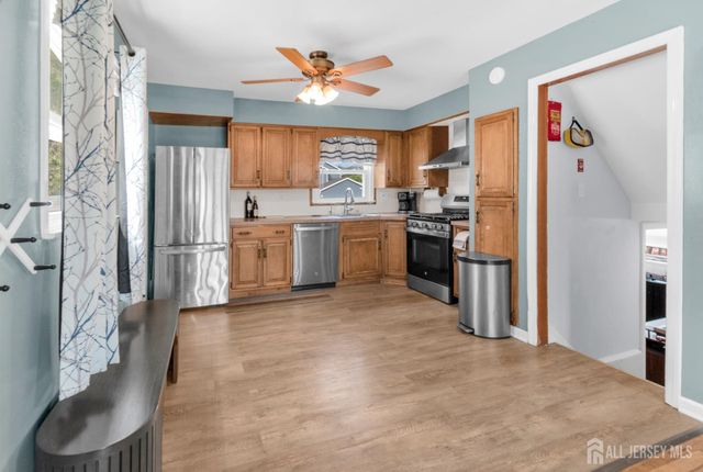 4 Carter Place, Sayreville, NJ 08859