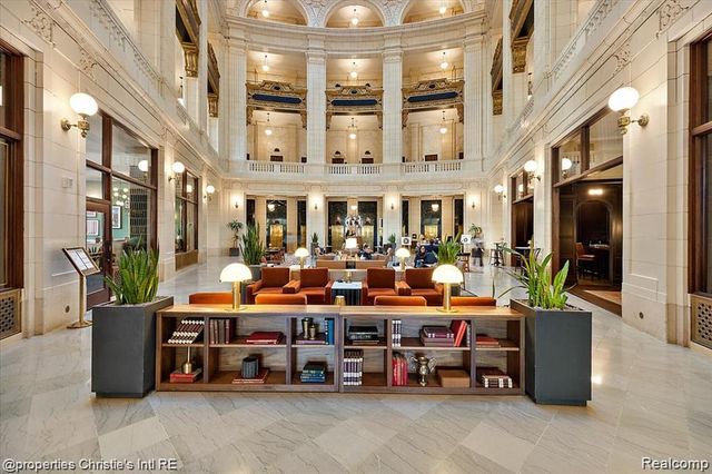 1 Park Avenue 1502, Detroit, MI 48226