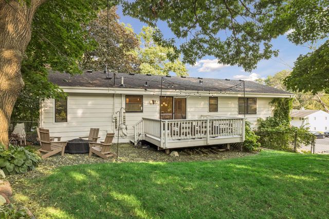 271 Heather Lane, Long Lake, MN 55356