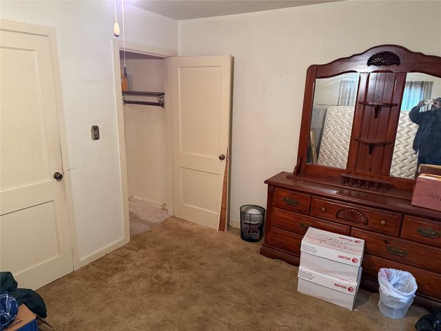 823 N Ellis ST, Giddings, TX 78942