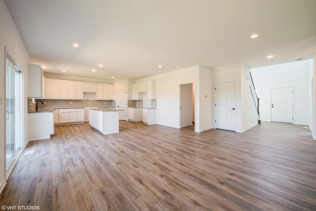10510 Kansas Street, Crown Point, IN 46307