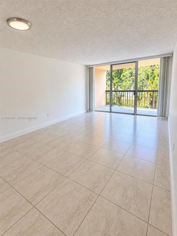 10975 SW 107th Street 313, Miami, FL 33176