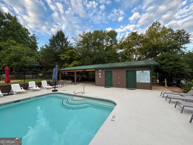 111 Maple Wood Lane, Cleveland, GA 30528