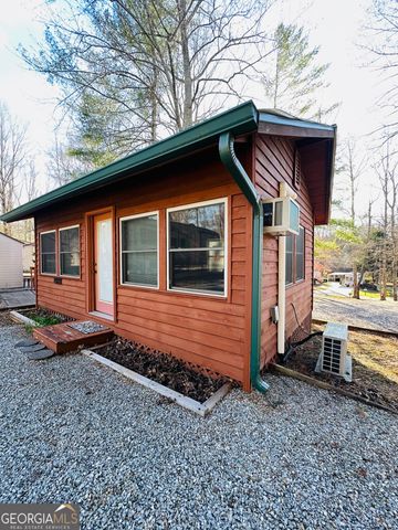 111 Maple Wood Lane, Cleveland, GA 30528