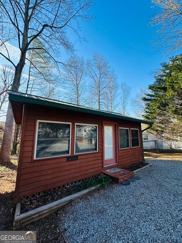 111 Maple Wood Lane, Cleveland, GA 30528