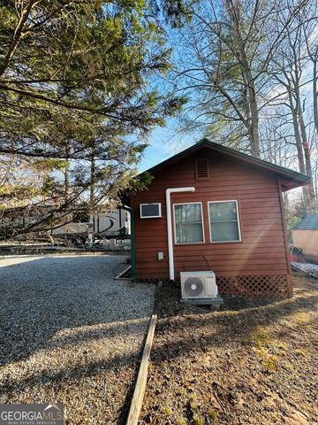 111 Maple Wood Lane, Cleveland, GA 30528