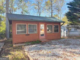 111 Maple Wood Lane, Cleveland, GA 30528