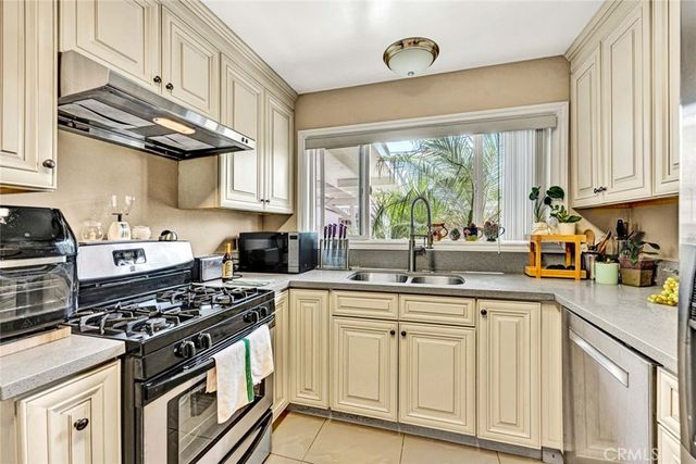 11812 Peacock Court, Garden Grove, CA 92841