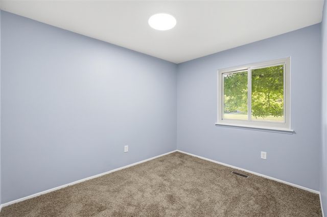 42039 Arthur Street, Belleville, MI 48111