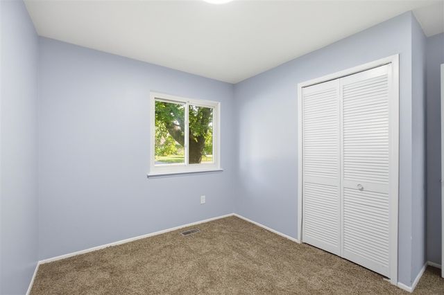 42039 Arthur Street, Belleville, MI 48111