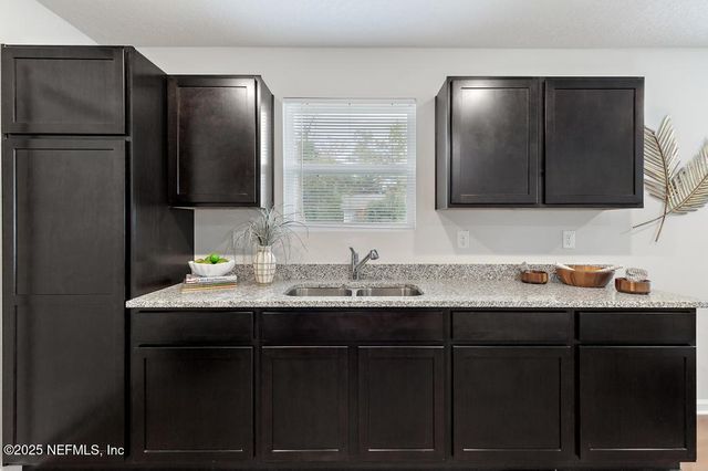 1552 UNION Street W, Jacksonville, FL 32209