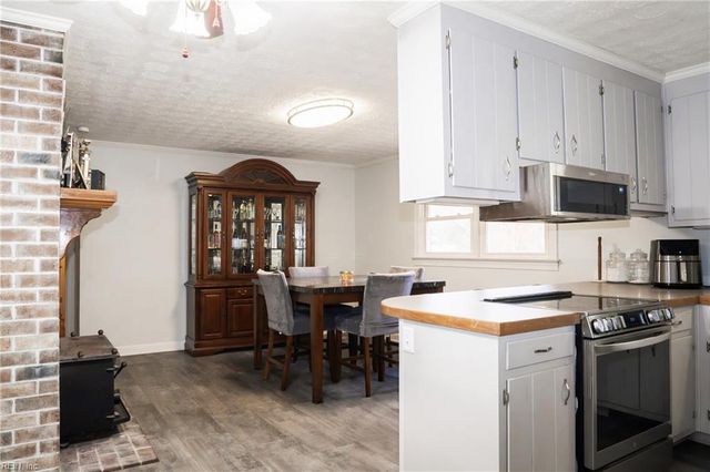 5257 Chestnut Fork RD, Gloucester, VA 23061