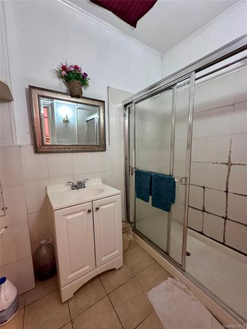 4030 149th Place, Flushing, NY 11354