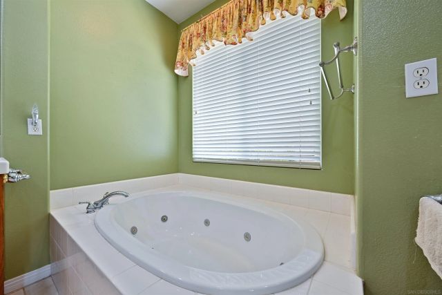 2116 Kirkcaldy, Fallbrook, CA 92028