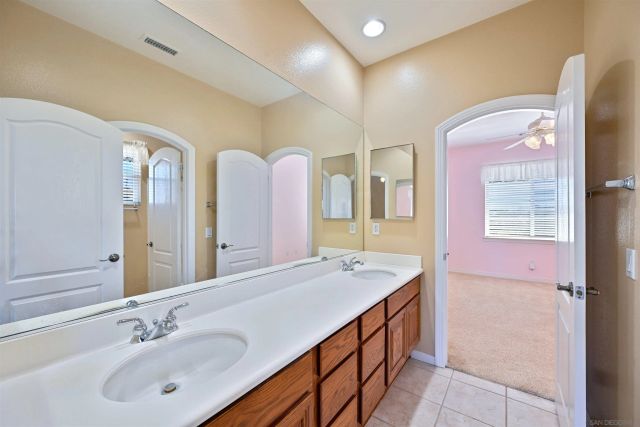 2116 Kirkcaldy, Fallbrook, CA 92028