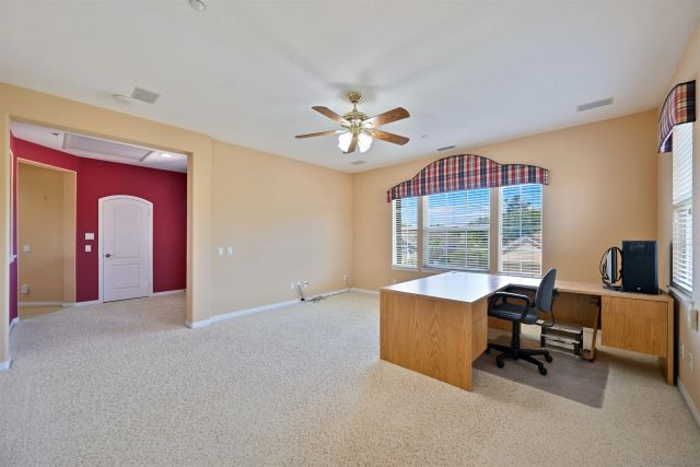 2116 Kirkcaldy, Fallbrook, CA 92028