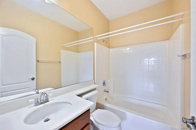 2116 Kirkcaldy, Fallbrook, CA 92028