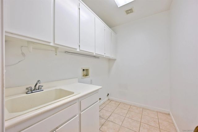 2116 Kirkcaldy, Fallbrook, CA 92028