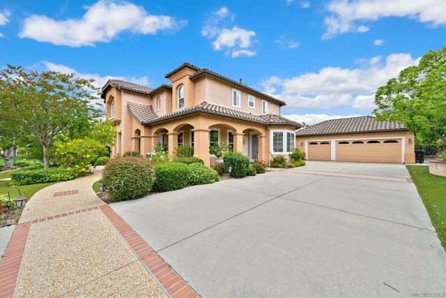 2116 Kirkcaldy, Fallbrook, CA 92028