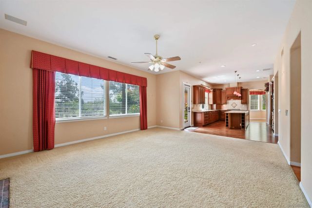 2116 Kirkcaldy, Fallbrook, CA 92028