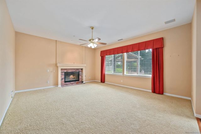 2116 Kirkcaldy, Fallbrook, CA 92028