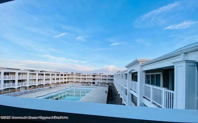 438 N Route 35 5302, Mantoloking, NJ 08738