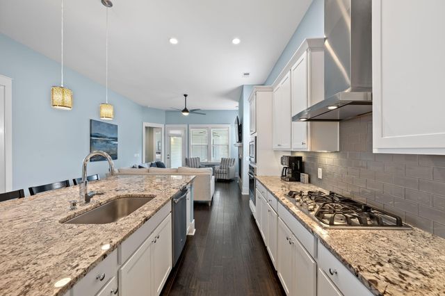 104 Starling Street, Summerville, SC 29483