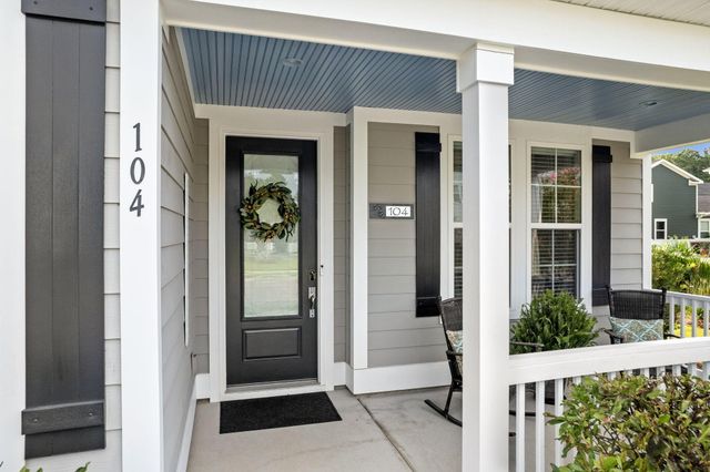 104 Starling Street, Summerville, SC 29483