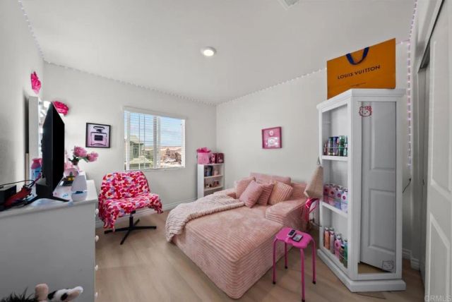 30468 Altima Court, Winchester, CA 92596