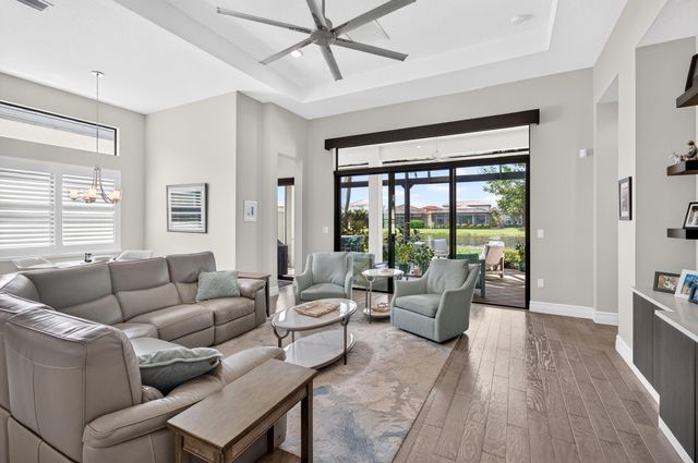 9788 Bozzano Drive, Delray Beach, FL 33446