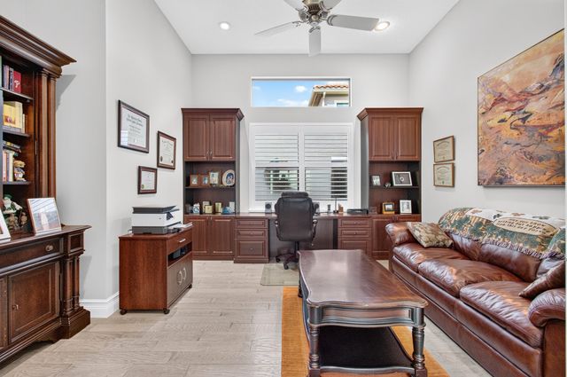 9788 Bozzano Drive, Delray Beach, FL 33446