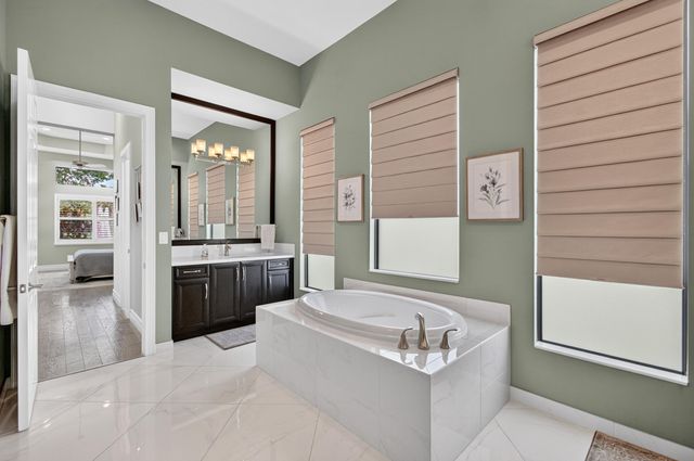 9788 Bozzano Drive, Delray Beach, FL 33446