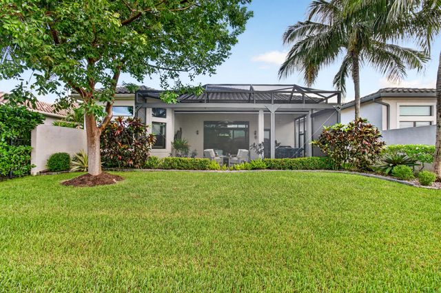 9788 Bozzano Drive, Delray Beach, FL 33446